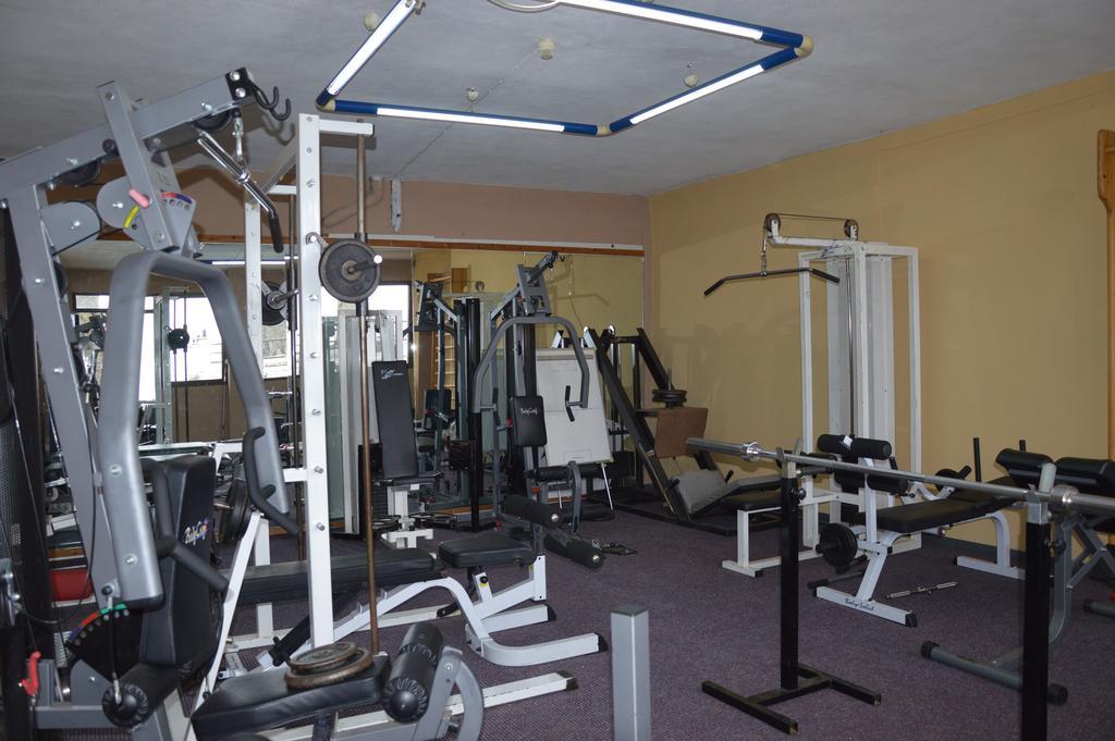 Hotel Hani Zisi Hania Ngoại thất bức ảnh