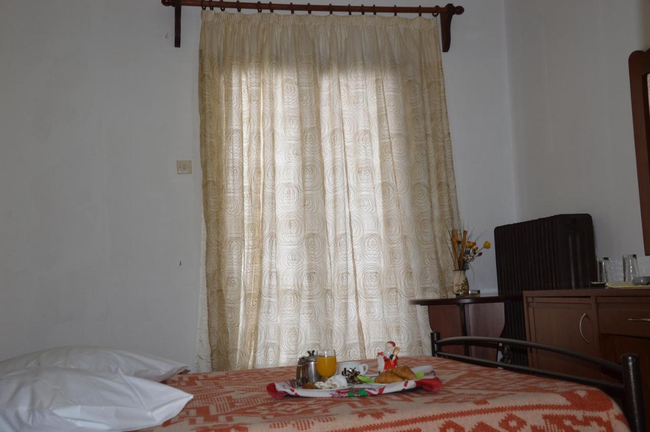 Hotel Hani Zisi Hania Ngoại thất bức ảnh